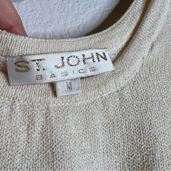 ST. JOHN basic  $195 cream Santana Wool Knit  Top 
Size M-S - Picture 3 of 3